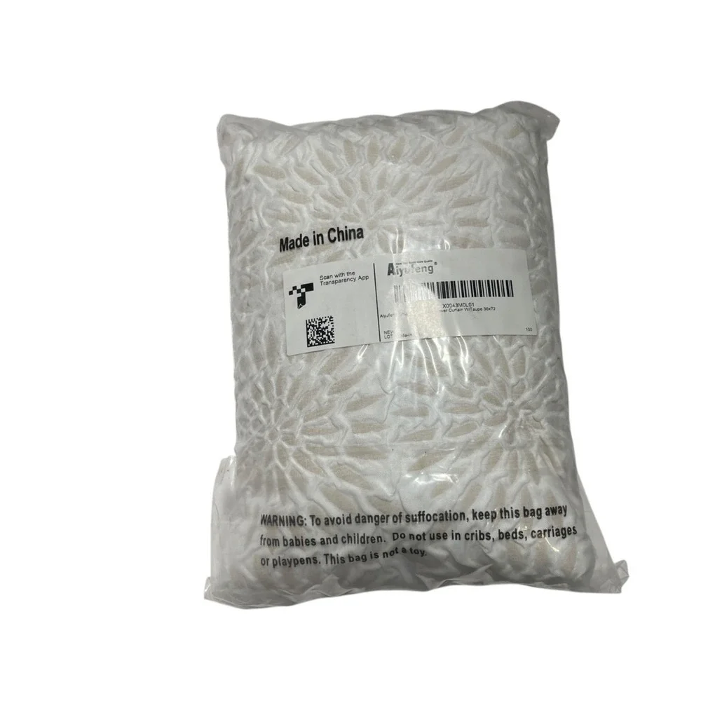 The Unbranded Brand elegant white